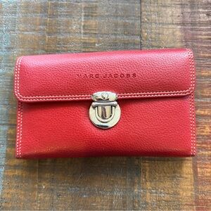 MARC JACOBS Leather Long Wallet Pebbled Red Credit Card ID Holder Clutch 7” X 4”